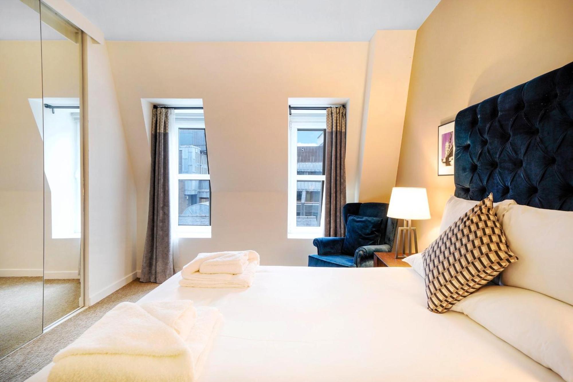 Monument Serviced Apartments By Lovelystay ロンドン エクステリア 写真