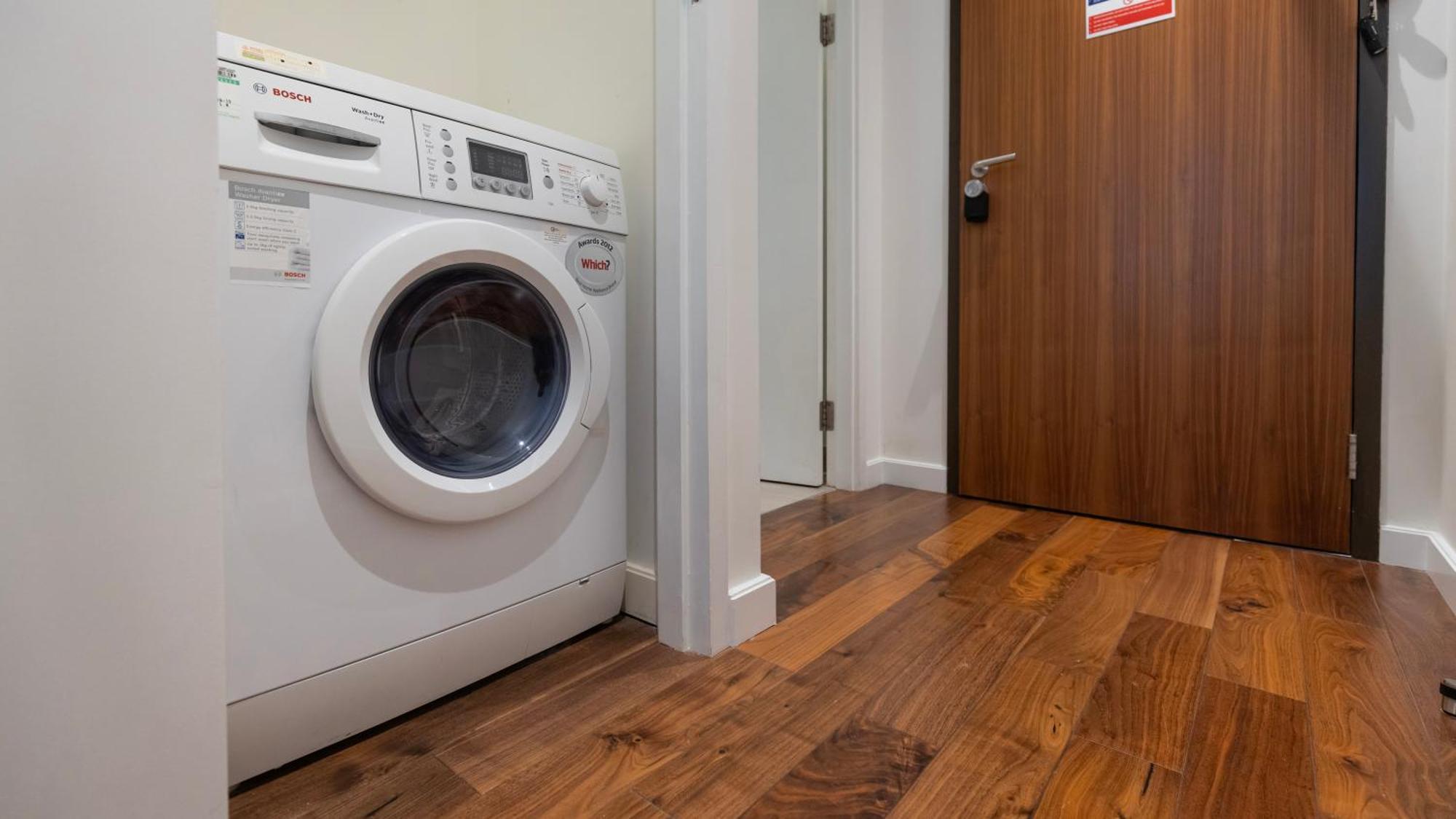 Monument Serviced Apartments By Lovelystay ロンドン エクステリア 写真